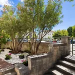 Grand Pearl Luxury Retreat